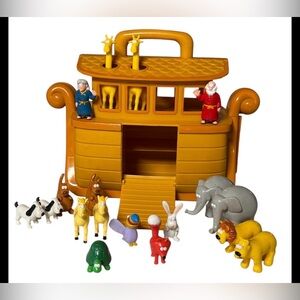 VINTAGE THE BEGINNER'S BIBLE NOAH'S ARK PLAY SET RARE! with 18 Figures